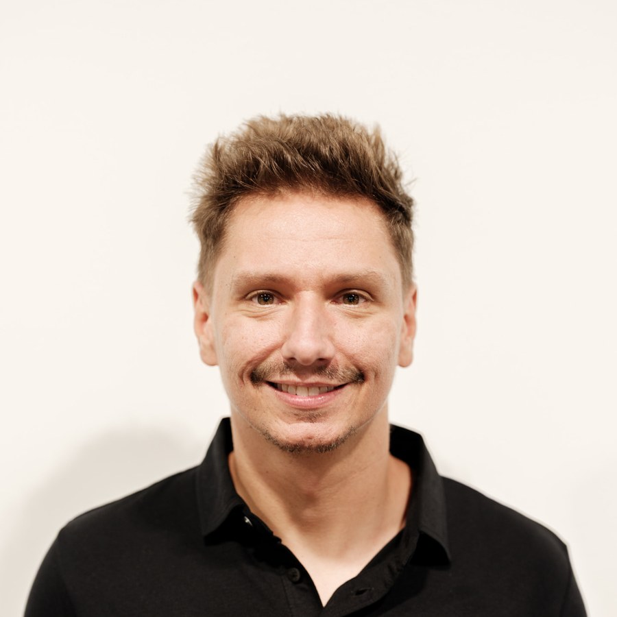 Michał Porębski, zespół Rayaction