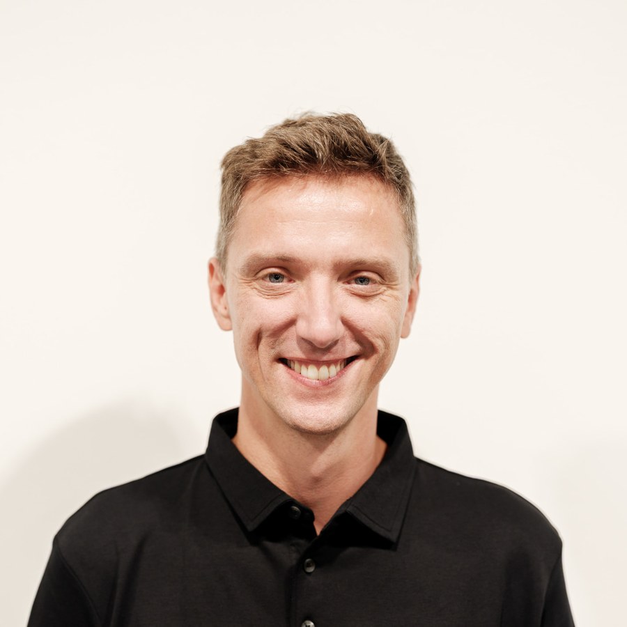 Łukasz Porębski, zespół Rayaction